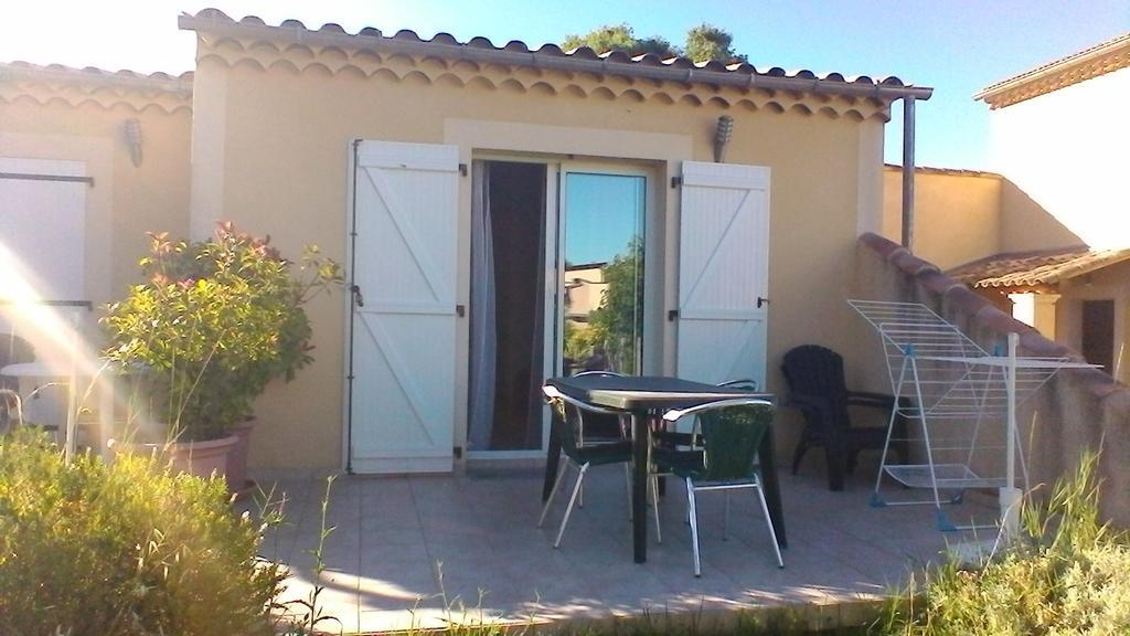 Gite La Fleur D'Olivier Nyons Exterior foto