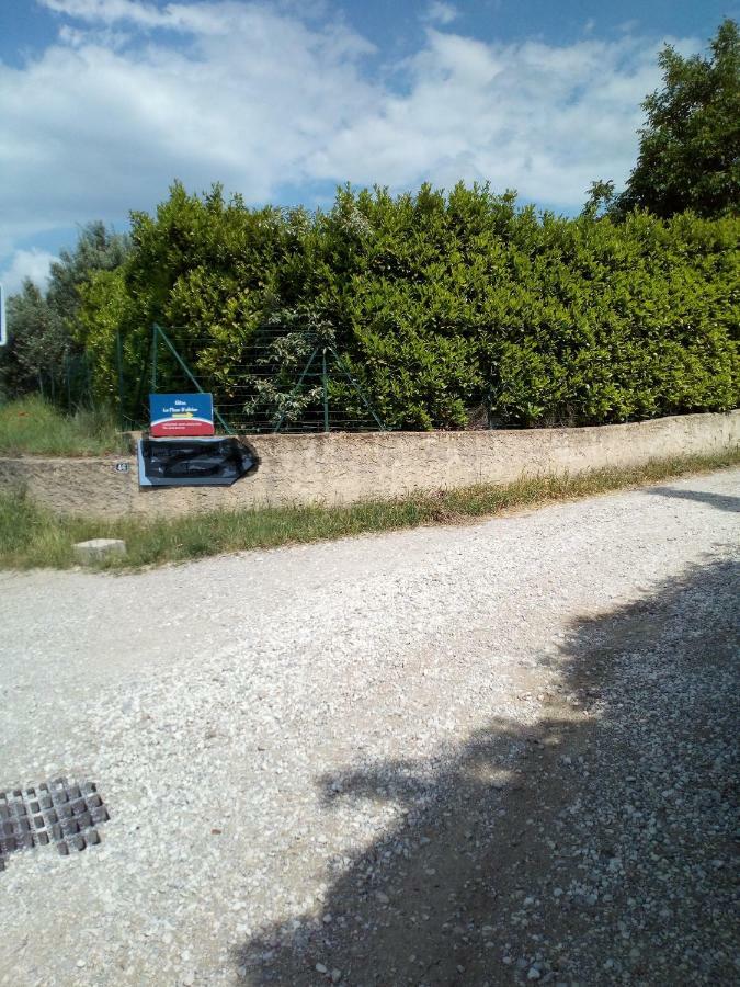Gite La Fleur D'Olivier Nyons Exterior foto